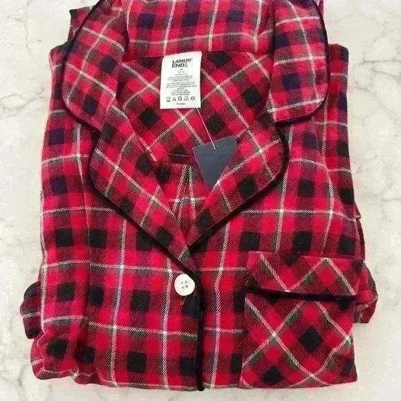 Lands End Long Sleeve Christmas Flannel Plaid dress- NWT | Holiday - Picture 5 of 5